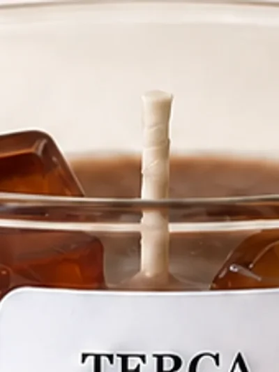 Detalle de la mecha de la vela TERCA Iced Latte